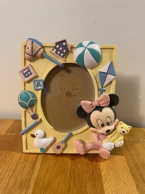 Baby Minnie Frame